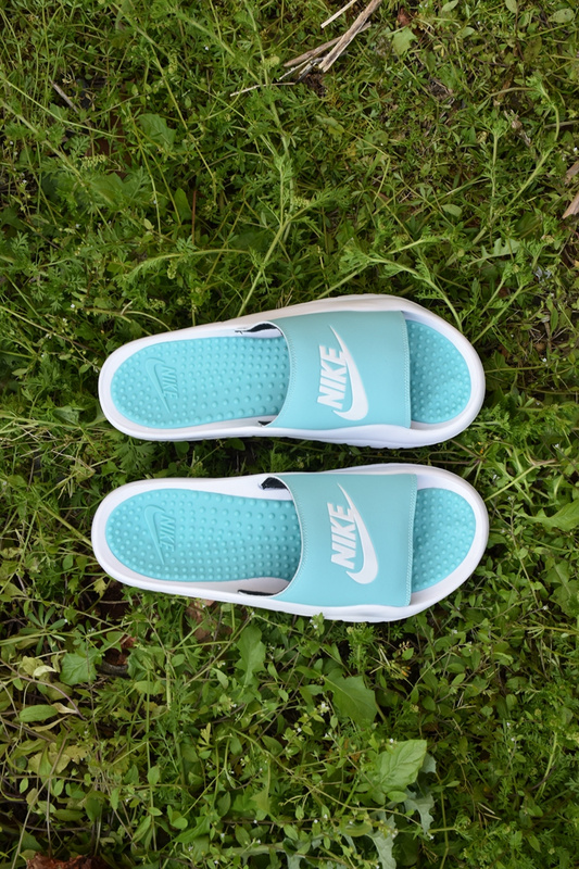Classic Nike Sandal Baby Blue White