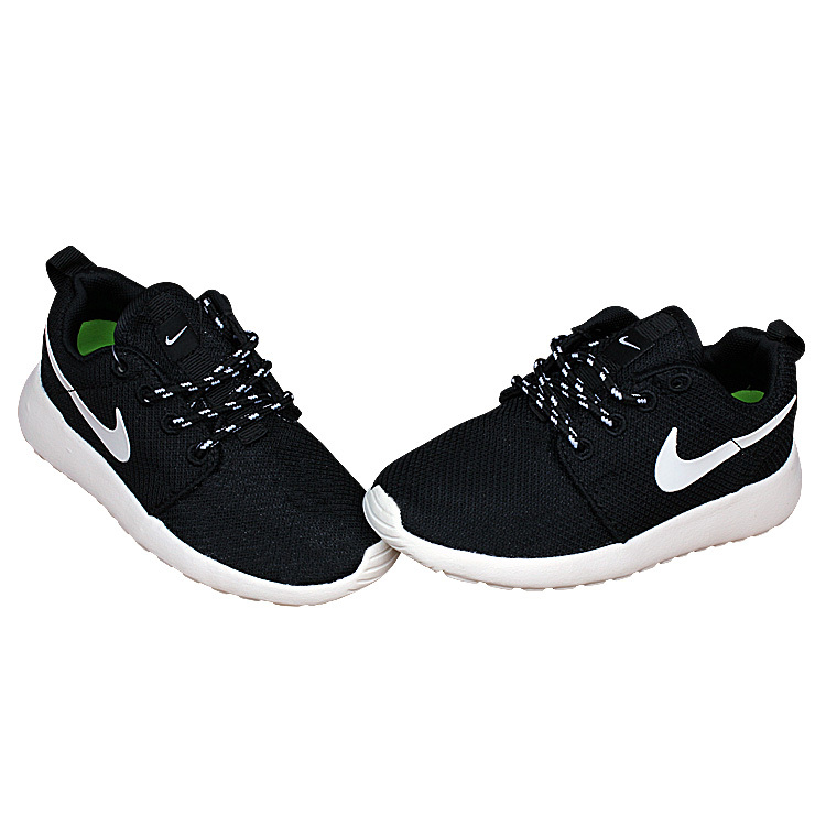 Kids Nike Roshe Run Black White Shoes