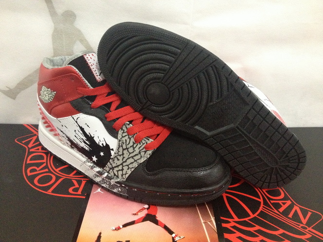 New Air Jordan 1 Retro Black Red White Shoes