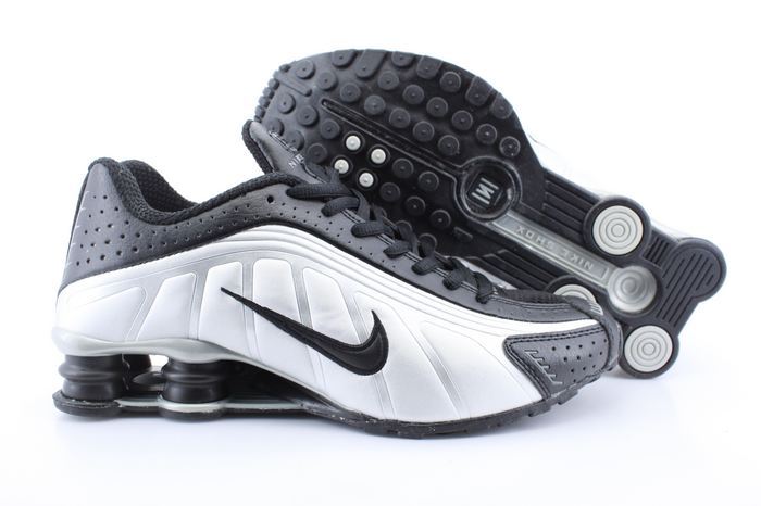 New Nike Shox R4 Black Silver Black Shoes