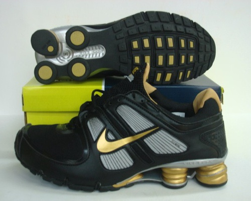 New Nike Shox R5 Black Gold Shoes