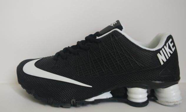 New Nike Shox Turbo Black White Shoes - Click Image to Close