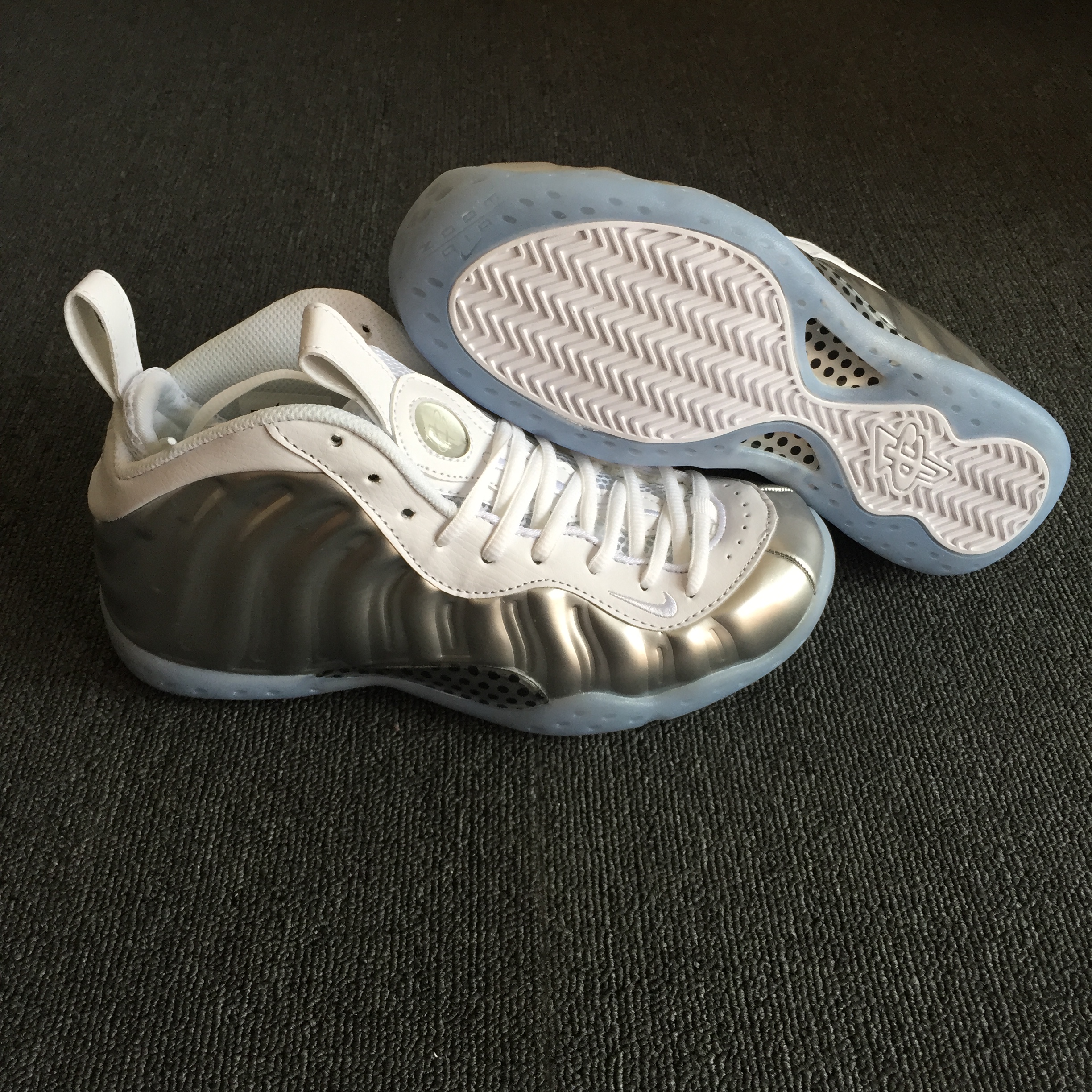 Nike Air Foamposite Pro Gloden Sliver Basketball Shoes