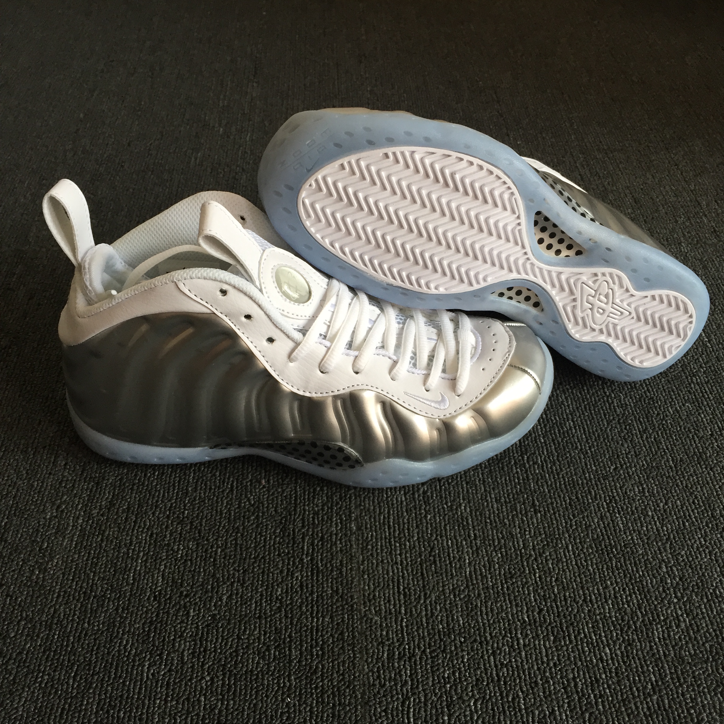 Nike Air Foamposite Pro Gloden Sliver Basketball Shoes - Click Image to Close