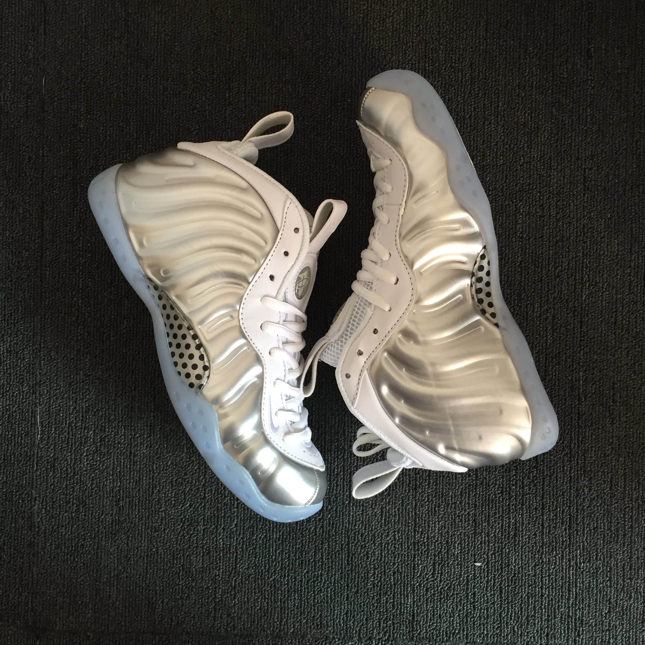 Nike Air Foamposite Pro Gloden Sliver Basketball Shoes - Click Image to Close