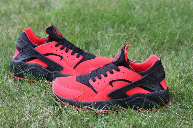 Nike Air Huarache Red Black Shoes - Click Image to Close