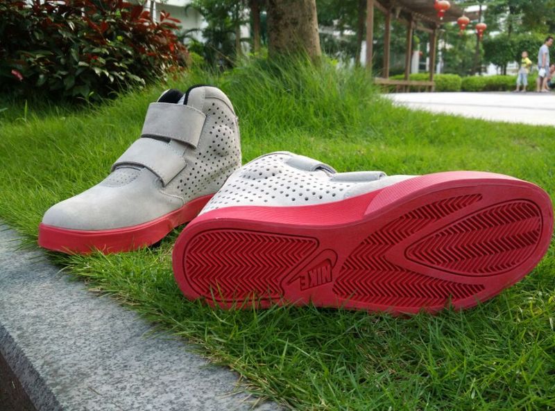 Nike FLYSTEPPER 2K3 Yeezy Grey Red Shoes