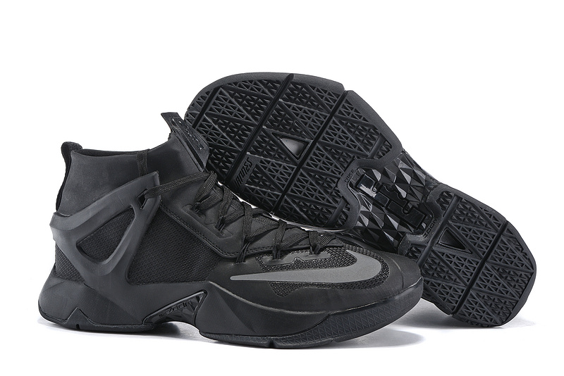 Nike Lebron James 13 All Black Shoes