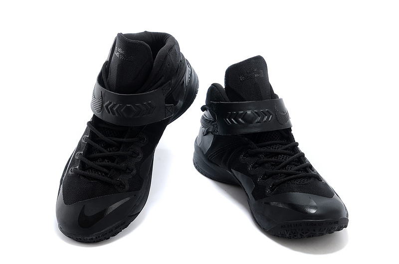 Nike Lebron James Solider 8 All Black Shoes