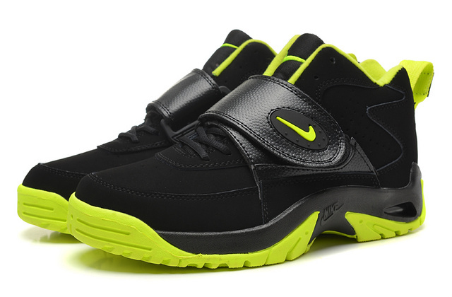 Nike Mason Black Green Shoes - Click Image to Close