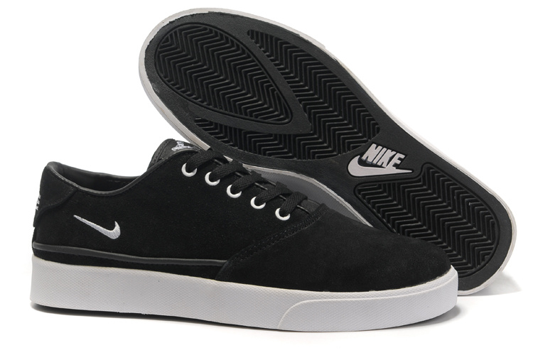 Nike Pepper Low Black White Shoes - Click Image to Close