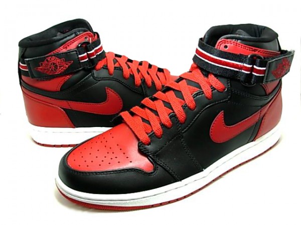 Real Jordan 1 Retro High Strap Lack Black Varsity Red White Shoes