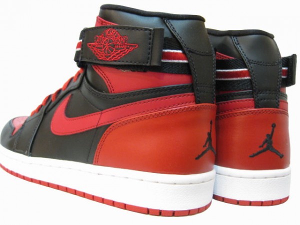 Real Jordan 1 Retro High Strap Lack Black Varsity Red White Shoes