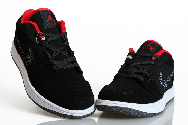 Nike Jordan 1 Low Basketball Shoes For Women Black White